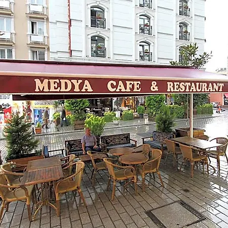 Grand Medya Hotel-oldtown 3*