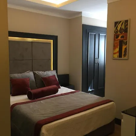 Grand Medya Hotel-oldtown 酒店